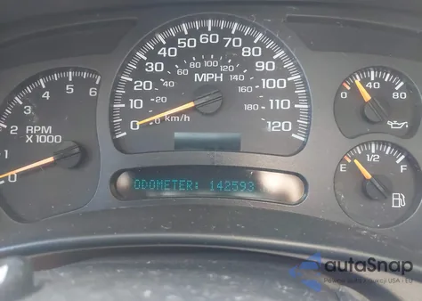 2004 GMC Yukon Xl 1500 Sle z USA, uszkodzony, nr VIN 1GKFK16Z14J154169